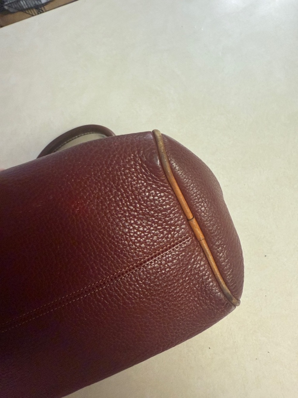 Dooney & Bourke Burgundy Pebble Leather Satchel with Tan Trim VINTAGE β¦οΈπΈπΌπ― - Picture 5 of 14